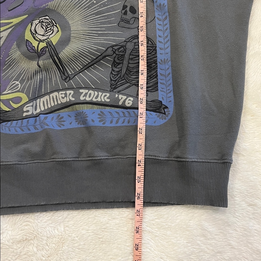 Grateful Dead Gray Crewneck sweatshirt Vintage Sunburst Design Small AEO - Picture 4 of 7
